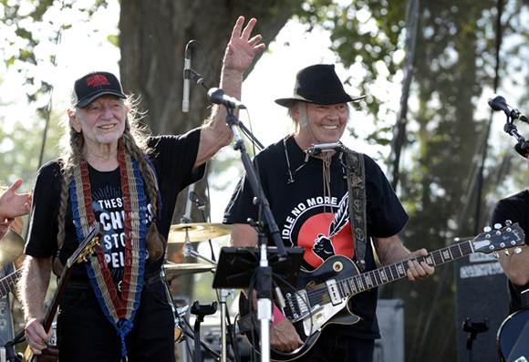 Outlaw Music Festival: Willie Nelson, Eric Church, Sheryl Crow & Nathaniel Rateliff and the Night Sweats at BB&T Pavilion